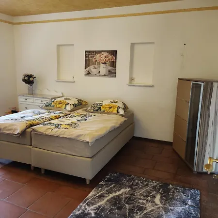 Ferienwohnung Bini 2 Nyaraló